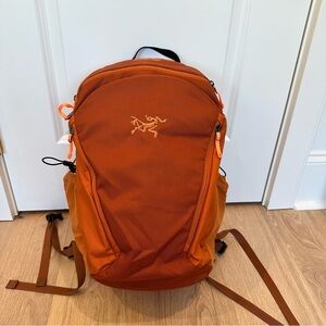 Arc’teryx Mantis 26 Pack Fika